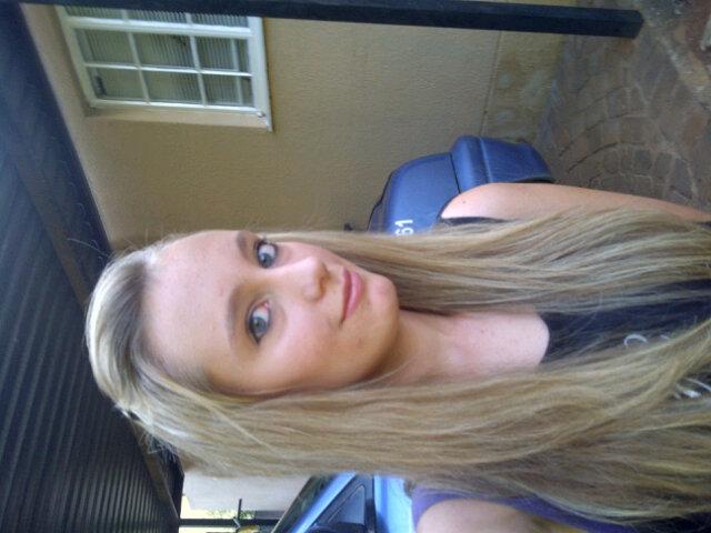 _binxy_bee_'s profile picture. Unique and independent. Drop me a message if you feel stuck / #projectLG