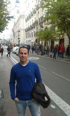 Trabajo-Diversion- Hacer feliz a la gente.            C.D.BREA.
