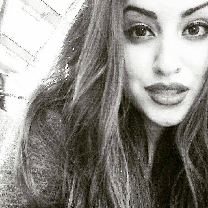 hey guys ! My name is Maria-Savvina.I play the guitar just because i love music ...follow me i instantly follow back 3