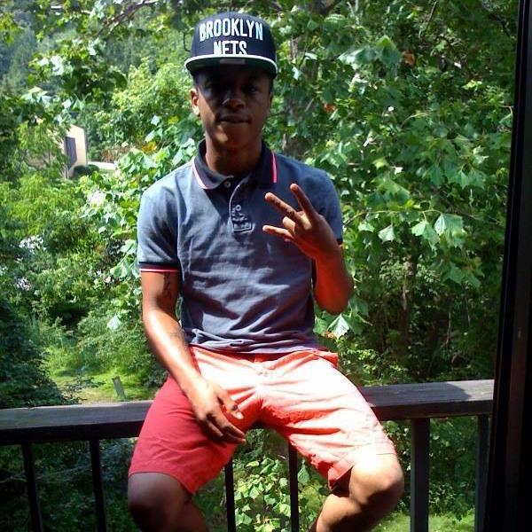 Proud Father!! & 1/2 Owner Of Industry In Da Streetz! And Promoter At Blessinn's Productions.
