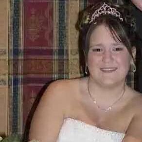 My name is Kelly 'McMullen' Lowe, and I'm a relatively new Author. I am married with 2 kids and 2 dogs (1 at the moment but a lil baby pug on the way)