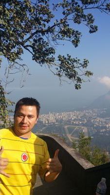 juanis1_2000's profile picture. trying to survive in this world