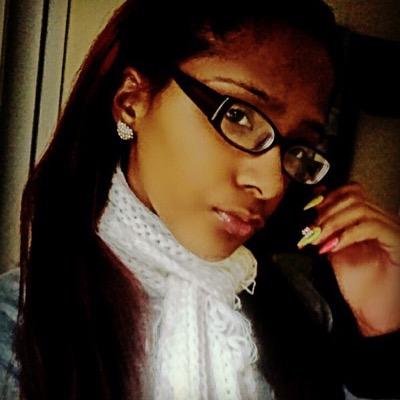 Money Investor More Info DM Or Kik @GloriaaGlo