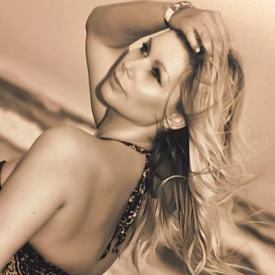 MrsCrow7's profile picture. operating department practitioner ~ love music ~ live life to the full!!