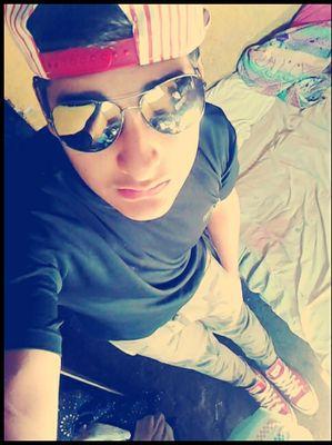 Eella la mas HermoOsa deE toOdos y poOr eso lAa apreciio..!! XD