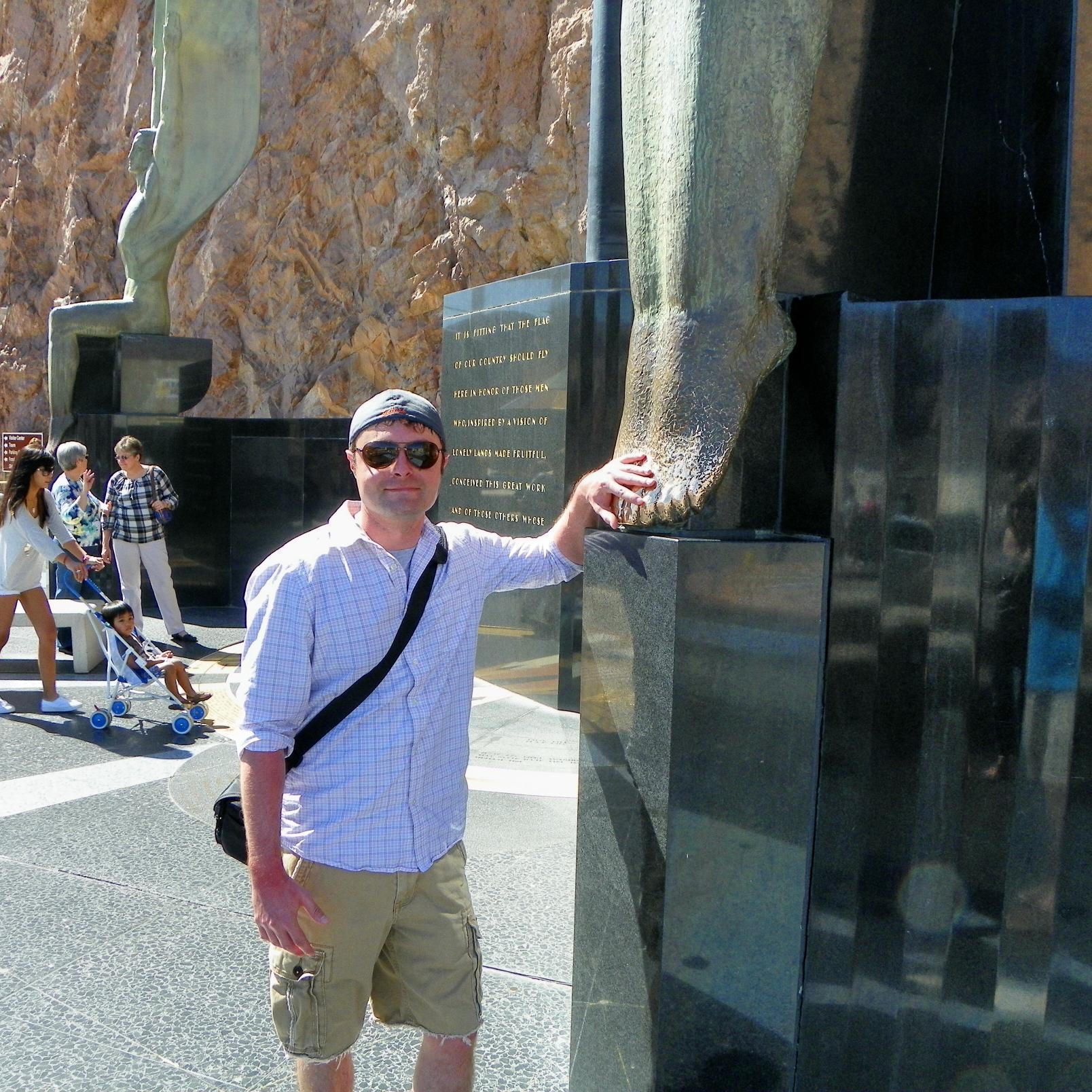 SleepyPhins's profile picture. University of North Alabama alum; University of Kentucky alum.