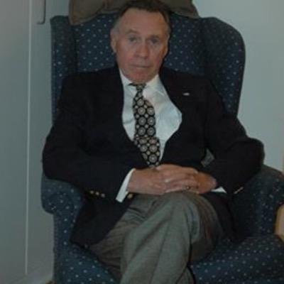 DennisDawson15's profile picture. Financial Advisor and Tennis Coach