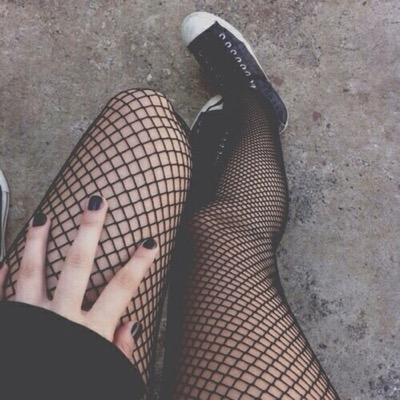 this is a free follow from @pxrfectlana so follow HER, not this acc pls