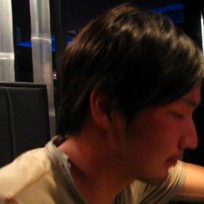 旅行、音楽、映画とか好きです　雰囲気いいものが良い！
