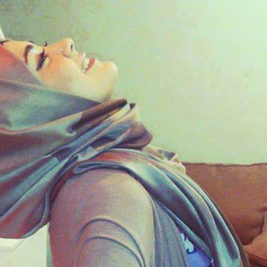 خجوله جدا جدا جدا....ولكننى جريئه أحيانا ....

طيبة القلب لكننى لا أصل لحد السذاجه ....

لماحه معظم الوقت ولكن تفوتنى الصغائر فى بعض من الأوقات ؟؟؟؟

هادئه ...و
