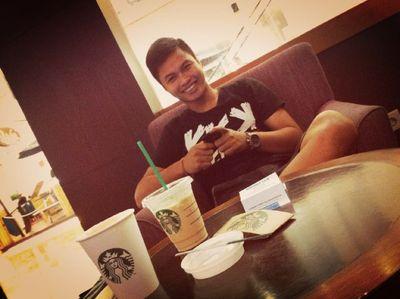 Melawan keterbatasan walau sedikit kemungkinan tak menyerah mengahadapi hingga sedih tak mau datang lagi ..@tyass24