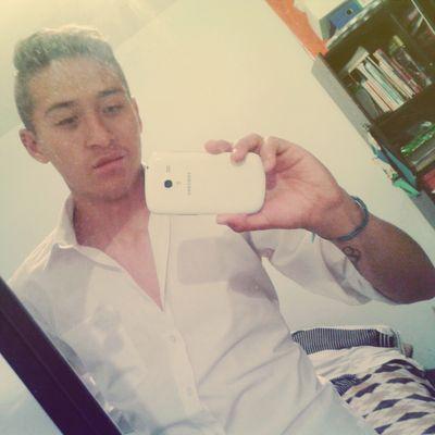 olaguivel97's profile picture. sm;) e