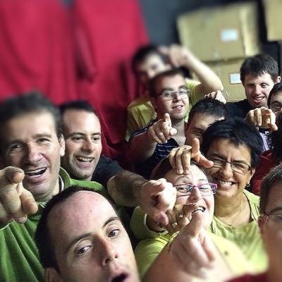 Ezezagunok-L@s Desconocid@s Antzerki Elkartea, grupo de teatro, formado por personas en situación de discapacidad intelectual. Asociación sin ánimo de lucro.