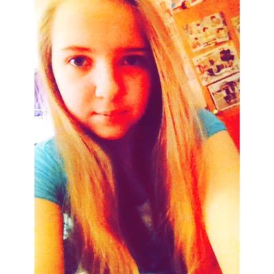 Kelly_mooney15's profile picture. ❤️green bay packers❤️ carver❤️ floral ways❤️ pineapple magic