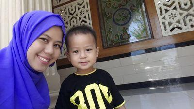 Syelvia_Iqro's profile picture. Wife of @andrikoes & mom of Aidan Arkandra Kusmayadi, have a passion on environment n fashion-makeup for muslimah
