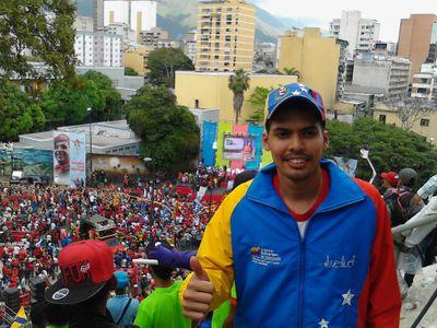 Soldado de la patria, revolucionario.. militante del PSUV y de su Juventud. Cristiano, Bolivariano y radicalmente Chavista..