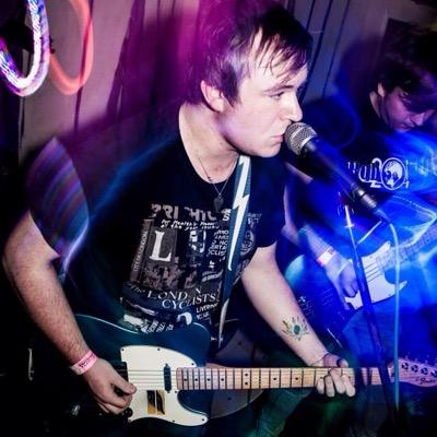 30 - DnD-DM🎲, Complete Nerd🤓, Musician🎸, Snowboarder🏂, Scientist 🔬 - Solo Project @NoWeather_ Player on: @timeless_dnd