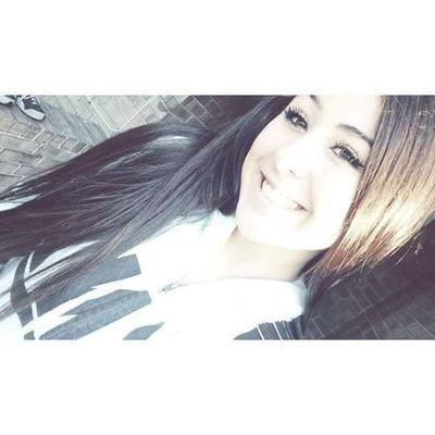 My names Brianna. I love video games and pizza! I guess u can call me a little bit tomboy. Video gamer tho!