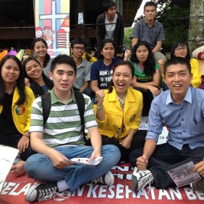 Lihat, Aku mengutus kamu seperti domba ke tengah-tengah serigala, sebab itu hendaklah kamu cerdik seperti ular dan tulus seperti merpati.