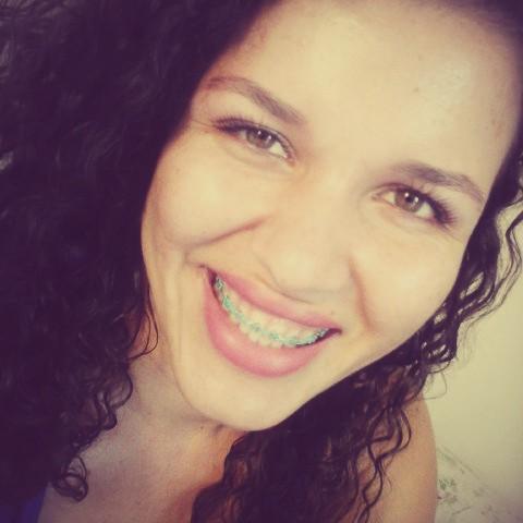 Jamile_Donadia's profile picture. Segue que eu sigo devolta. ;)