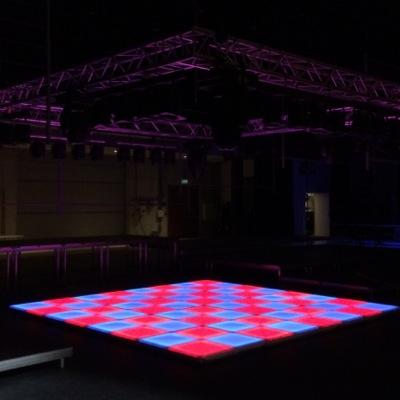 Verhuur Verlichte LED (dans) vloer voor feesten, partijen, presentaties en beurzen. Verlichte LED (dans)vloer is een product van Inspiration Productions.