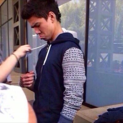 follow @Iovesickmgc cutie pie