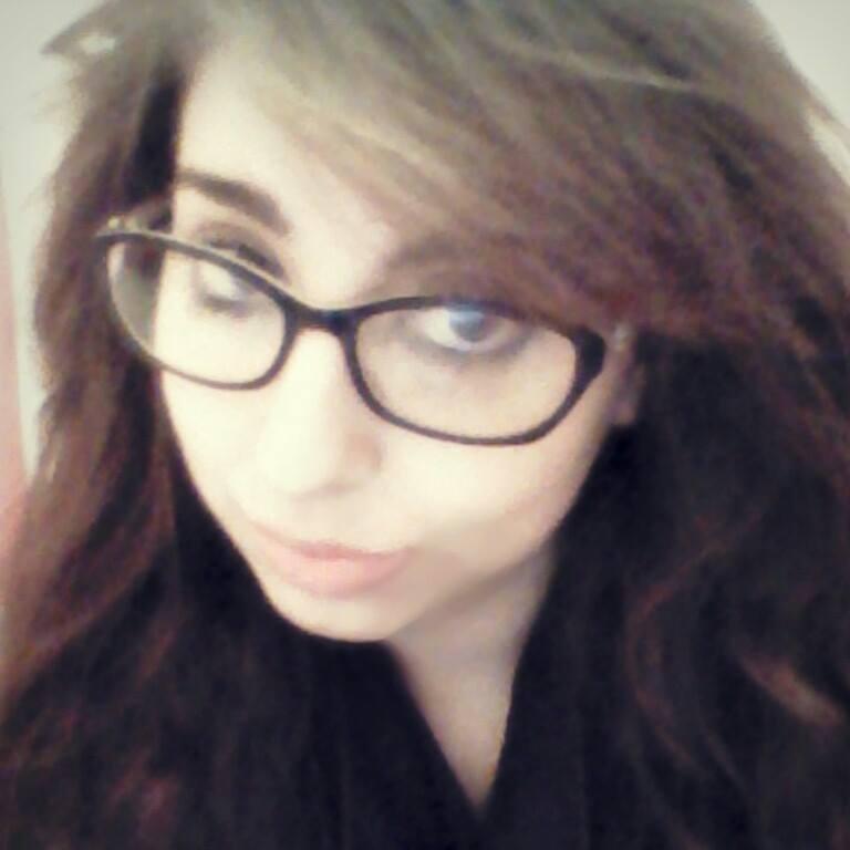 Miss_Alessi's profile picture. Pianist, training with the ambulance service, a crazy reptile lady and an all round slightly random person.