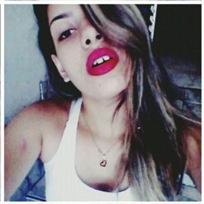 unica e original , O resto quer ser tudo igual.