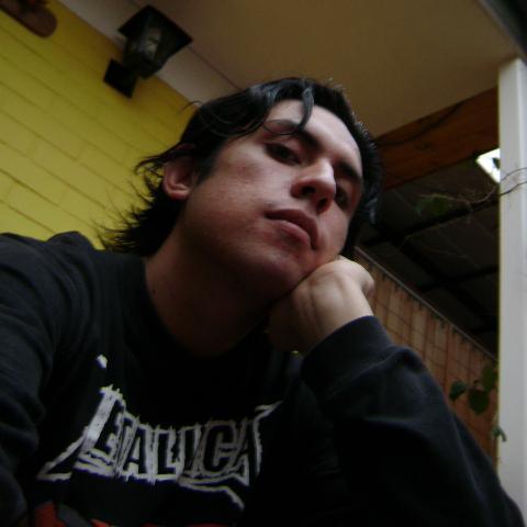 apasionado por la musica (8), loco, y simplemente aburrido de la mala onda de las personas