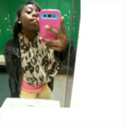 follow mee pleaseee ✊ i have a goal to reach