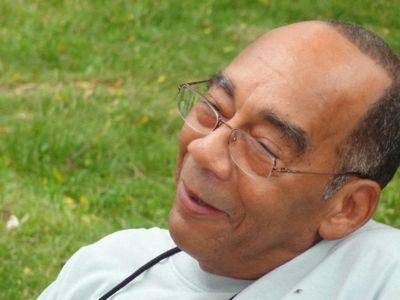 RaymondEllison2's profile picture. 