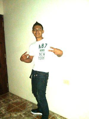 4caa313670f2408's profile picture. 