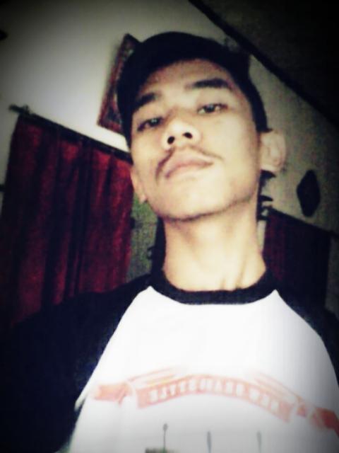 anas_lts's profile picture. STAY METAL !!!
→ Keep calm and step the fuck back ←