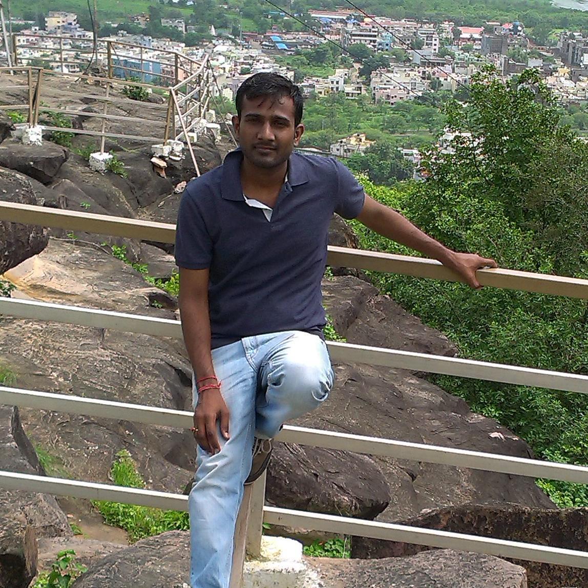 Research scholar | Digging deep on surfaces | Advocate for curiosity-driven learning | @IITKanpur @IITDelhi