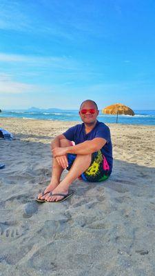 lloydmadeja's profile picture. 