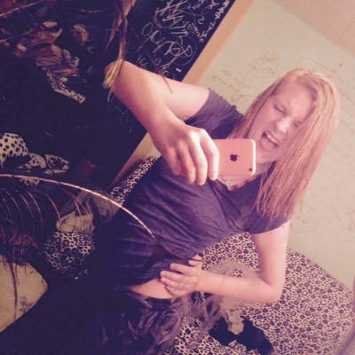 __katie__nicole's profile picture. 