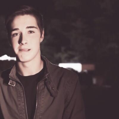 Just a typical billionaire bad-boy with charisma, trying to change my ways. {#DegrasssiRP}