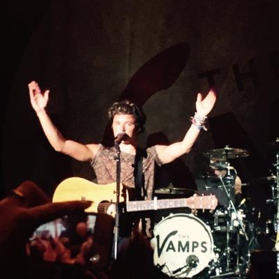 Hey :) We're here to talk about 5sos, The Vamps, the 1975, blink-182, Greenday, Masketta Fall and Short Stack :)
