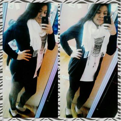 InHisWorldxD's profile picture. lurking for what reason?