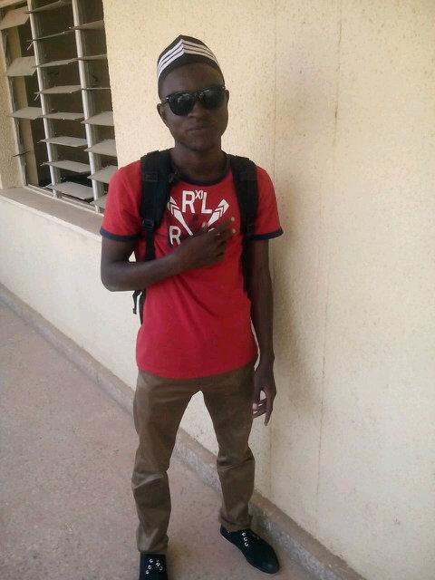 Iam_flexb's profile picture. Cool dude Am just a Regular dude who makes mistake too..I keep it cool buh little girls wanna be Fooled,Used and gettin' Abused.