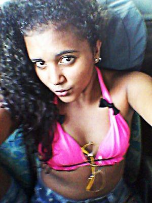 ELA CHAMA ELE DE٩(๛˘ ³˘)۶♥GUERREIRO E ELE CHAMA MEUH ANJUH...
　　 　      　  
　　　  　   
　　　 　