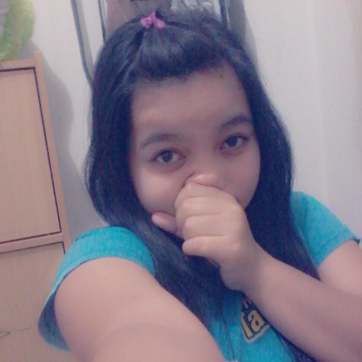 lussyhartatik's profile picture. SMK NEGERI 1 PROBOLINGGO | 23 Mei 1996