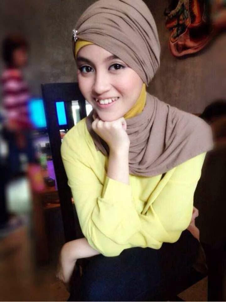 Just Pard of Nabilah JKT48 • @OfficialJKT48 Energic, Chousetzu Kawaii ☺ 常にJKT48と48家族を支える ♥ ありがとうございます、いつもの精神をされている •
