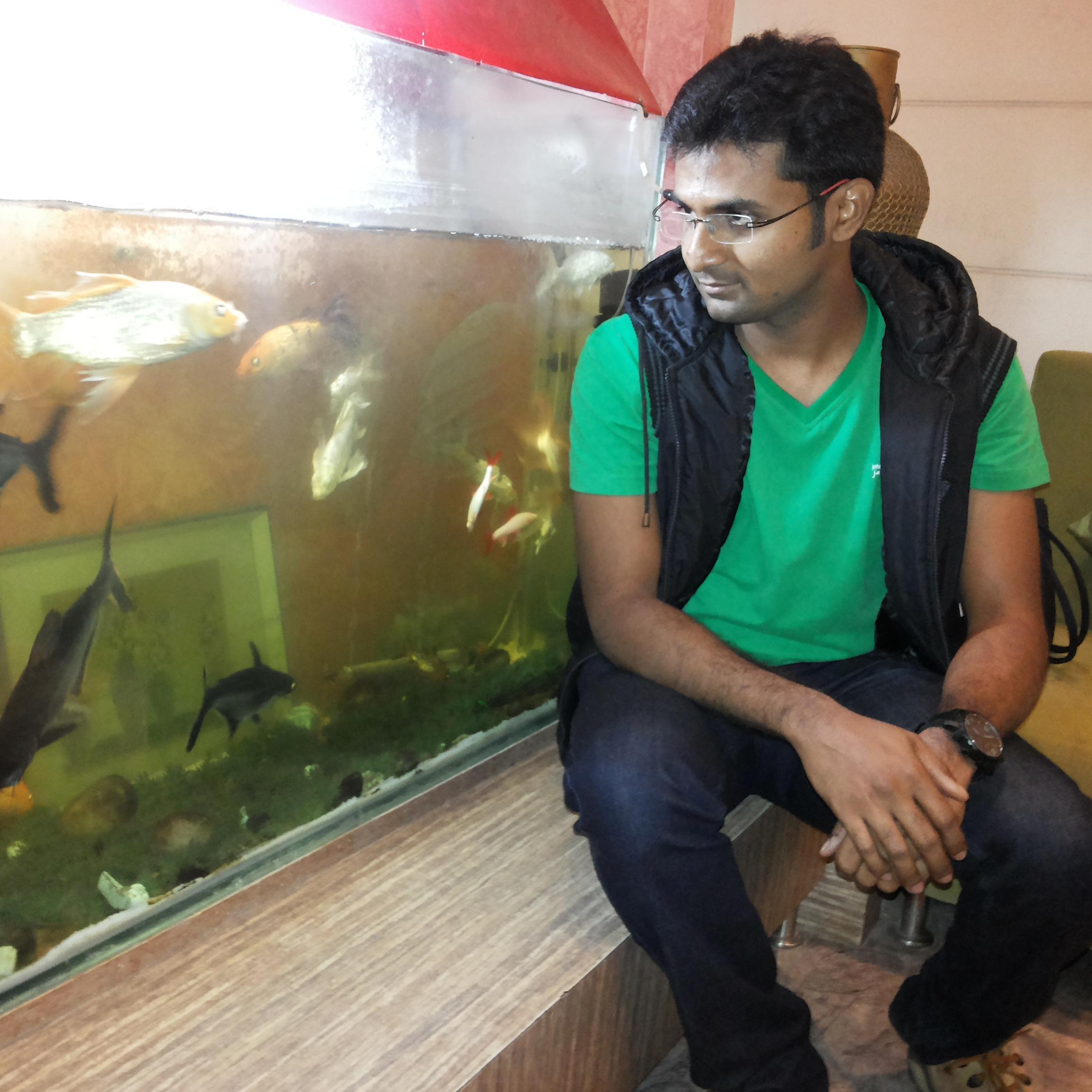 Reserve Nature Guy, Luvs Green Color, Tech Gadgets, BikeRiding/Outing, Gaming. Lacks Motivation, Happiness. Owns a Technolic Mind. :)
