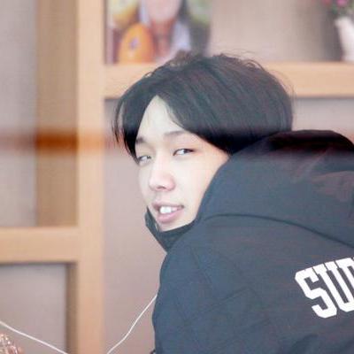 kim jiwon aka bobby iKON pard - 12/21/1995- #iKONSQUAD-#YGBoss-#YGN