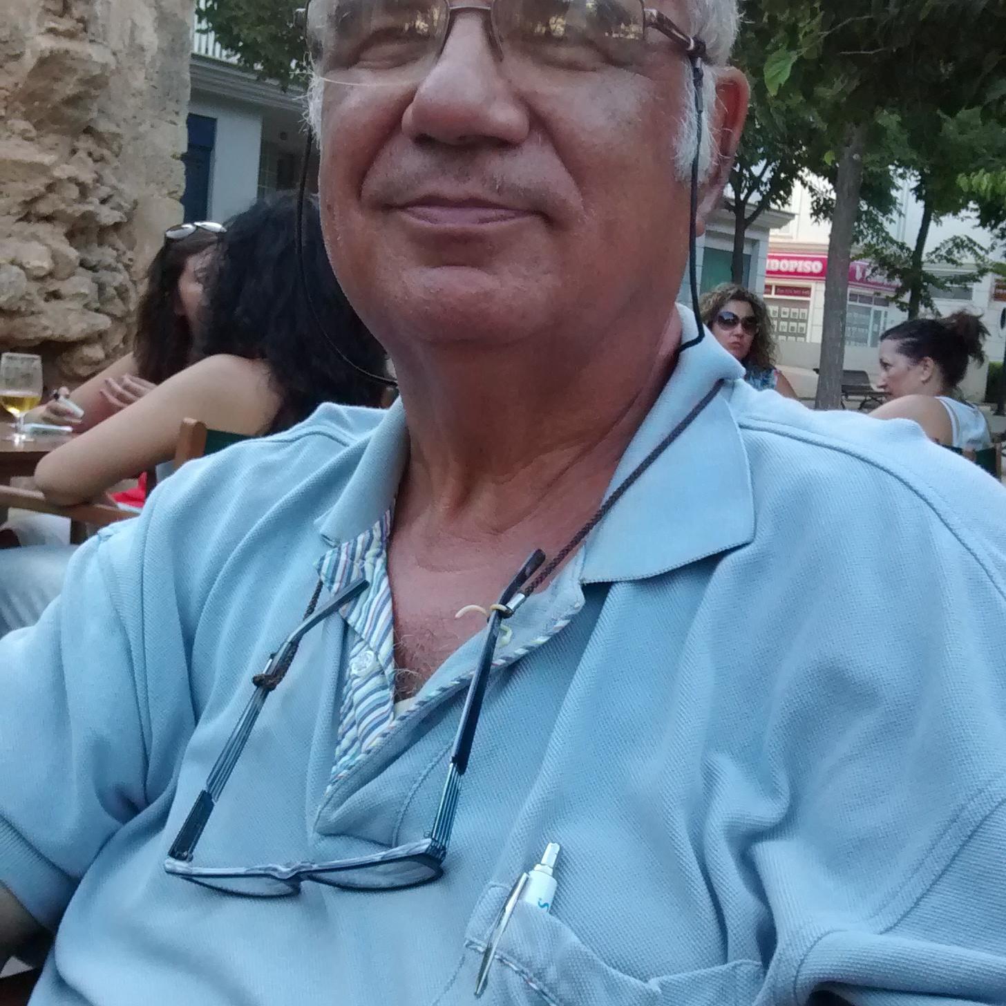 franciscobauza1's profile picture. 