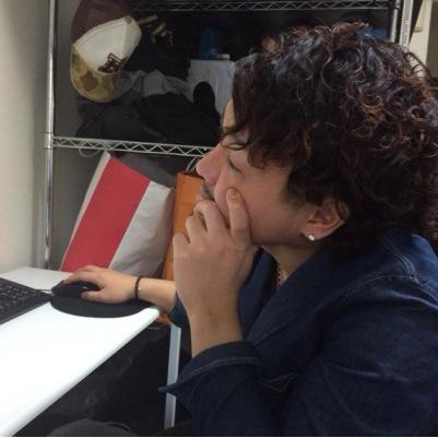 中卒。元自衛隊。元水商売。現自由人。これからは何かに頼る時代ではなく個人の力が必要だと思っています。 メンバーと自由に楽しくビジネス展開をしています。 年齢問わず、性別問わず、学歴問わず。現在はBAR  美容関係 営業会社 資産運用セミナーなど展開中 
公式LINE @uwano  @マークをつけて検索してください