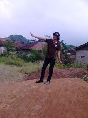 28fd9ce45f7b482 Profile Picture