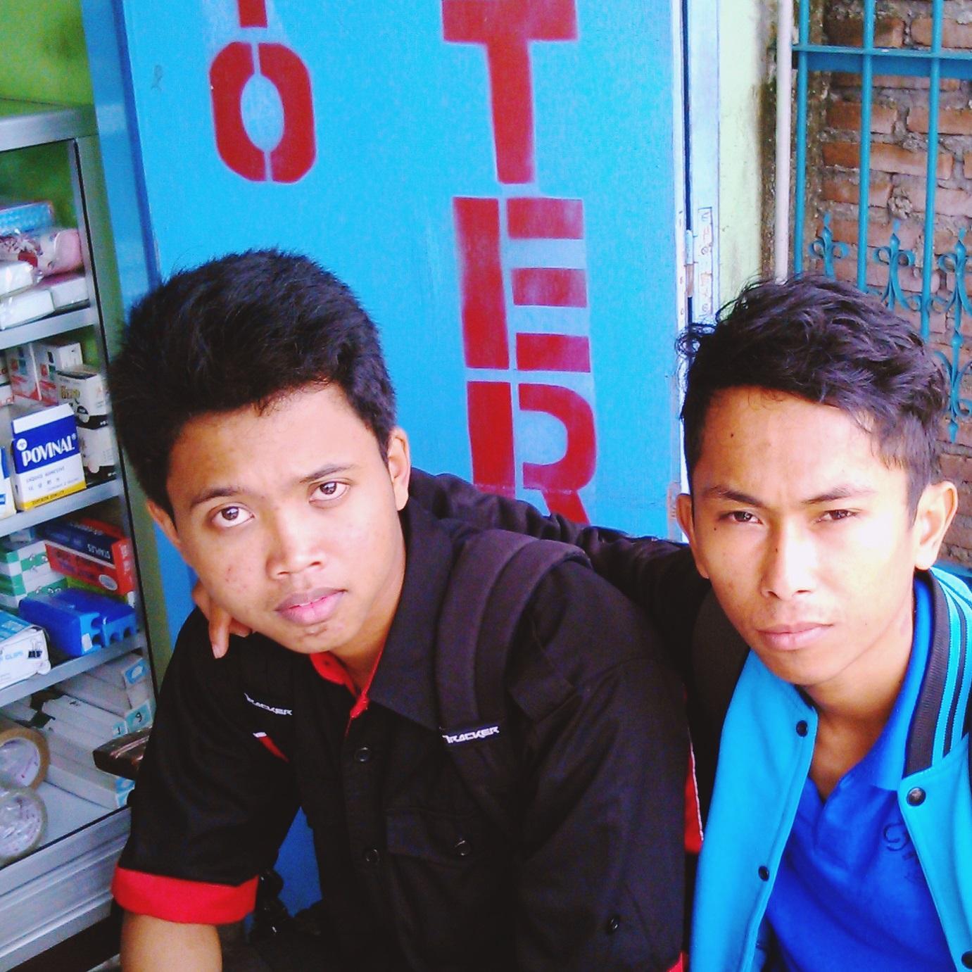 anis_alkaff's profile picture. Nothing live without pray, spirit, and music ;)