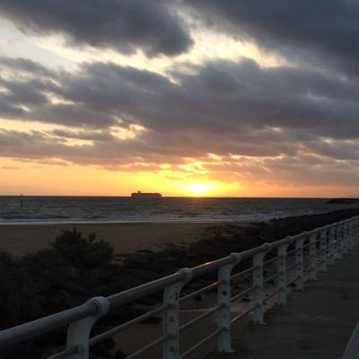 H_in_London's profile picture. Social Worker and Orthodox Jewish mum of 5 young kids; more juggling than your average circus.